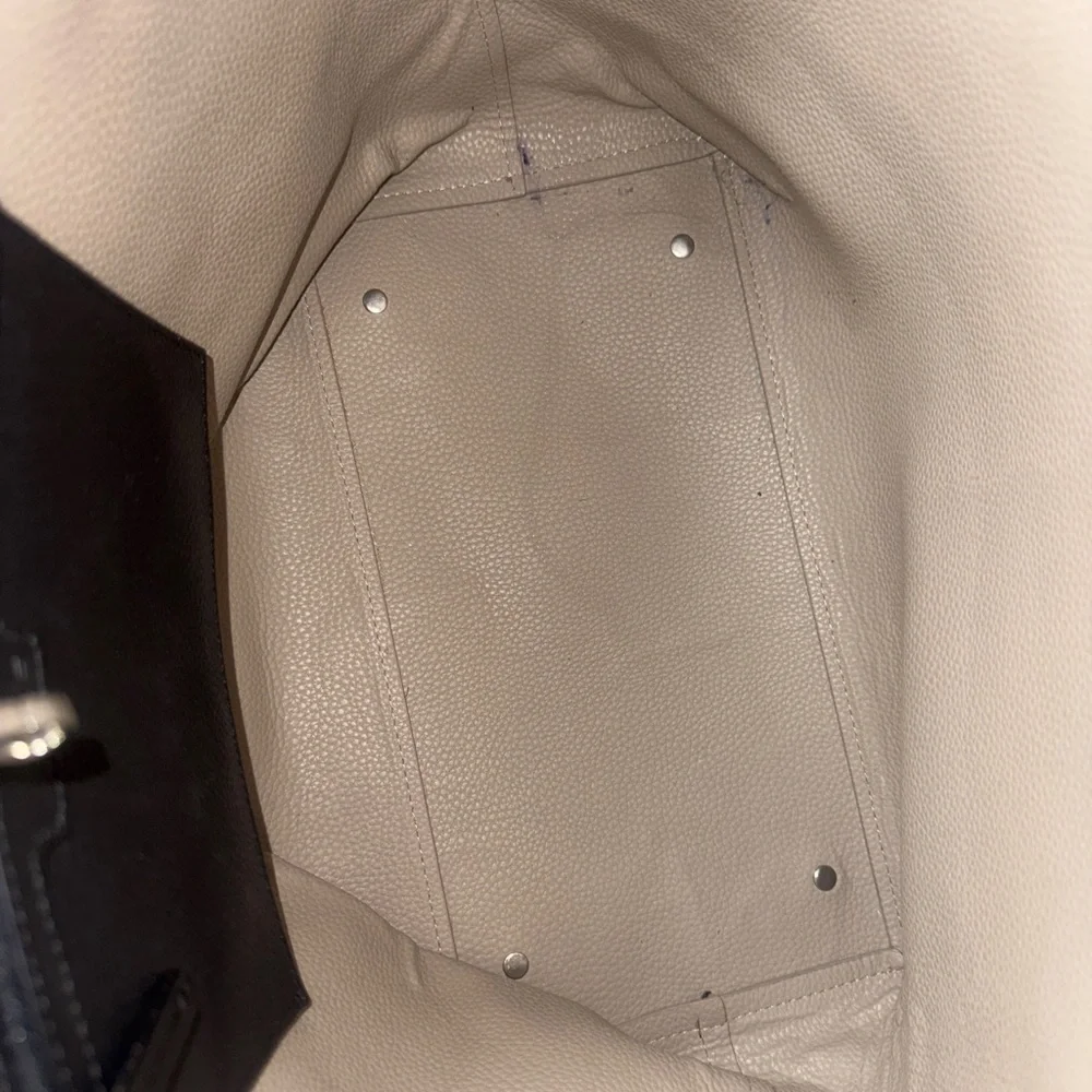 Lodis Black Leather Large Tote Bag w/small Lodis flower bag - Picture 10 of 15